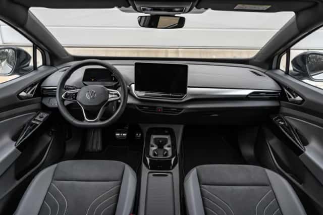 Volkswagen ID.4 (2026) thumbnail 5