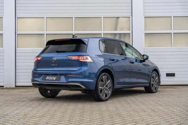 Volkswagen Golf (2026) thumbnail 2