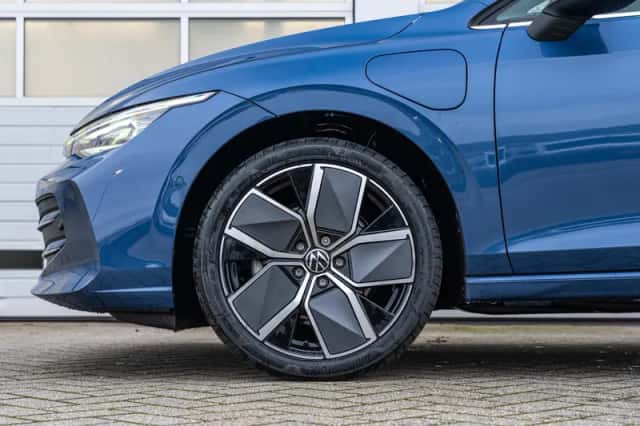 Volkswagen Golf (2026) thumbnail 11
