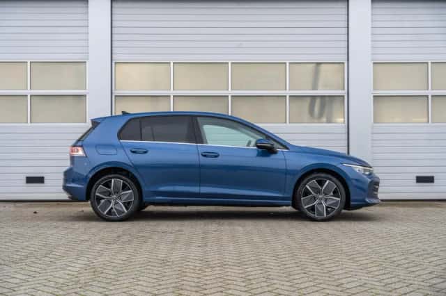 Volkswagen Golf (2026) thumbnail 3