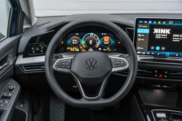 Volkswagen Golf (2026) thumbnail 32