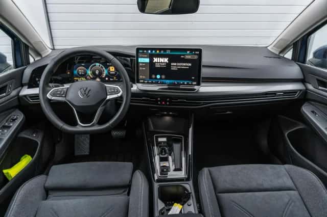 Volkswagen Golf (2026) thumbnail 5