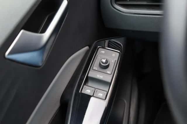 Volkswagen ID.3 (2020) thumbnail 21