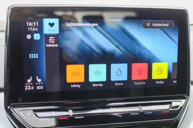 Volkswagen ID.4 (2022) thumbnail 39