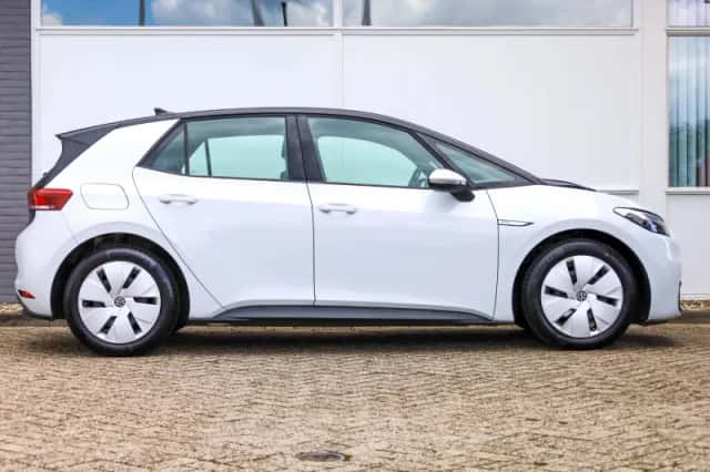Volkswagen ID.3 (2021) thumbnail 3