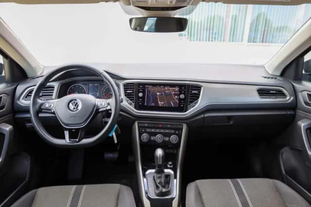 Volkswagen T-Roc (2022) thumbnail 5