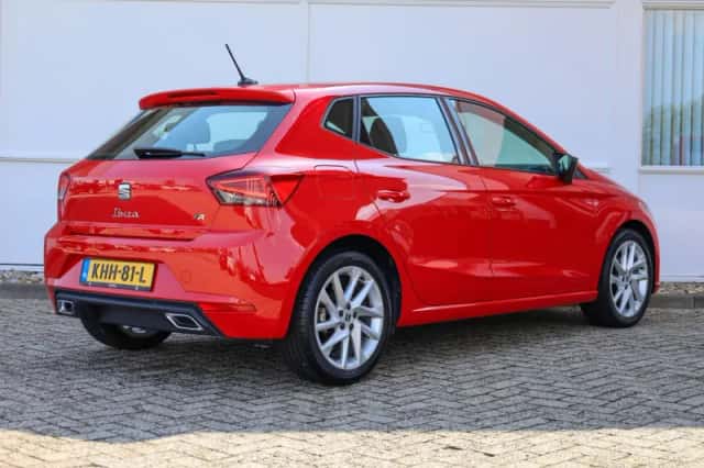SEAT Ibiza (2023) thumbnail 2
