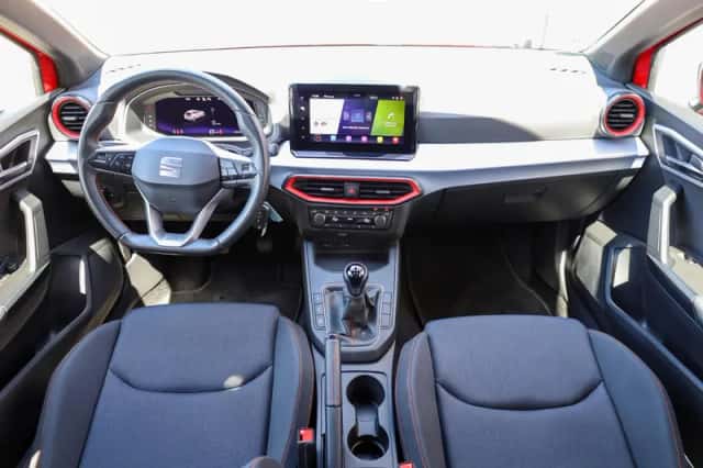 SEAT Ibiza (2023) thumbnail 5