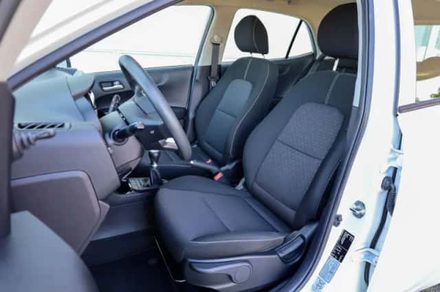Kia Picanto (2021) thumbnail 4