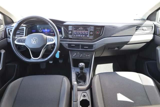 Volkswagen Polo (2021) thumbnail 5