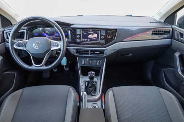 Volkswagen Polo (2023) thumbnail 5