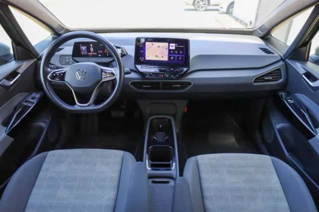 Volkswagen ID.3 (2023) thumbnail 5