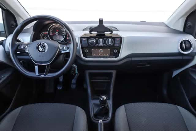Volkswagen Up! (2021) thumbnail 5