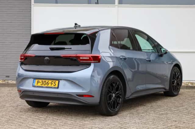 Volkswagen ID.3 (2022) thumbnail 2