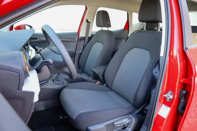 SEAT Arona (2024) thumbnail 4