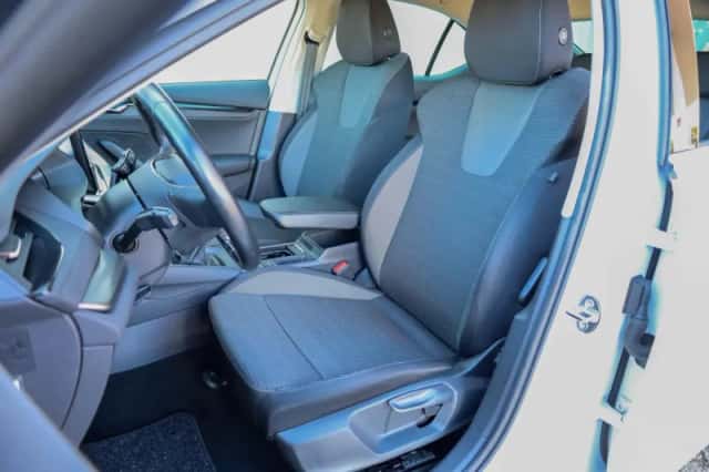 Škoda Octavia (2021) thumbnail 4