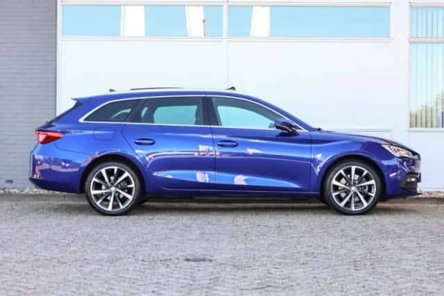 SEAT Leon Sportstourer (2021) thumbnail 3