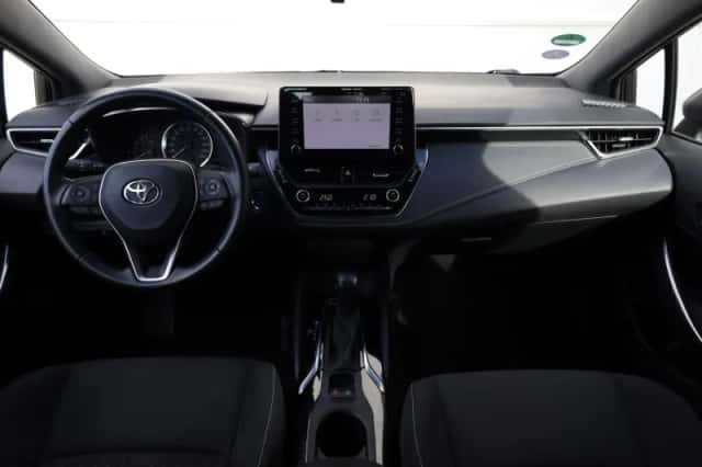 Toyota Corolla (2021) thumbnail 4
