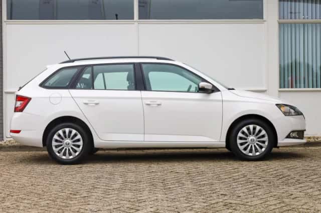 Škoda Fabia (2022) thumbnail 3