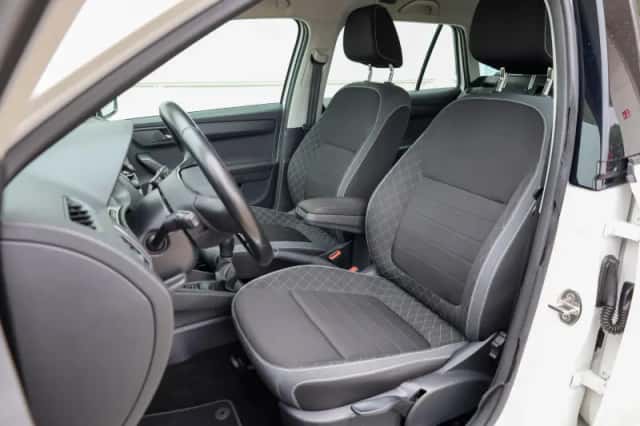 Škoda Fabia (2022) thumbnail 4
