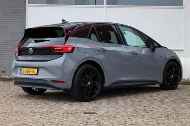 Volkswagen ID.3 (2020) thumbnail 2