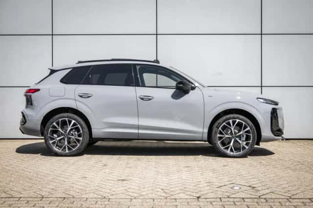 Audi Q3 (2026) thumbnail 3