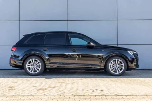 Audi Q7 (2026) thumbnail 3