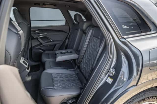 Audi Q5 (2026) thumbnail 6