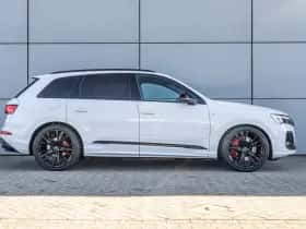 Audi Q7 (2025) thumbnail 3