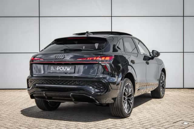 Audi Q3 (2026) thumbnail 2