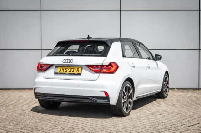 Audi A1 (2025) thumbnail 2