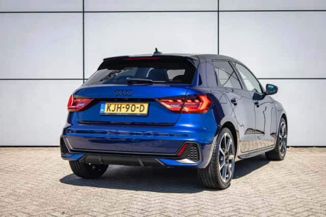 Audi A1 (2025) thumbnail 2