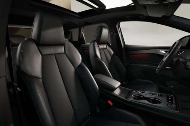 Audi Q4 e-tron (2026) thumbnail 4