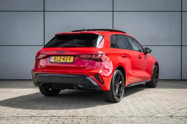 Audi A3 (2025) thumbnail 2