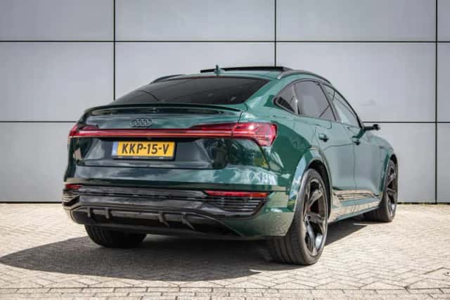 Audi SQ8 (2024) thumbnail 2