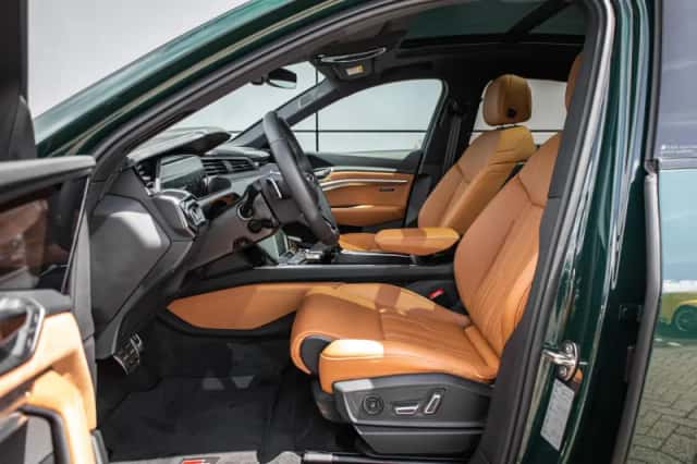 Audi SQ8 (2024) thumbnail 4