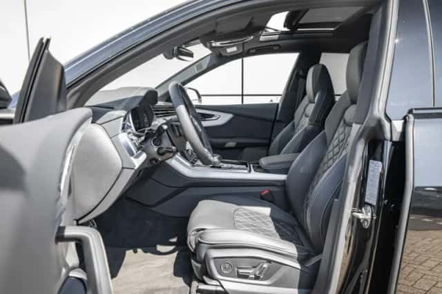 Audi SQ8 (2024) thumbnail 4