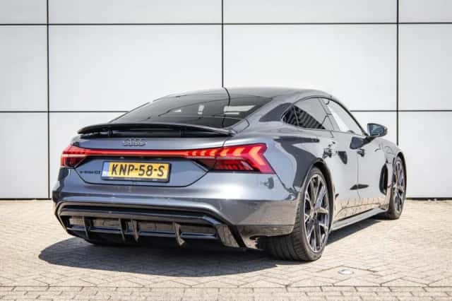 Audi e-tron GT (2026) thumbnail 2