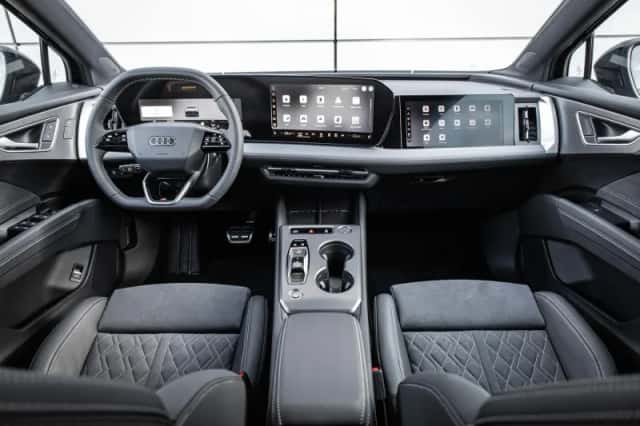 Audi Q4 e-tron (2026) thumbnail 5