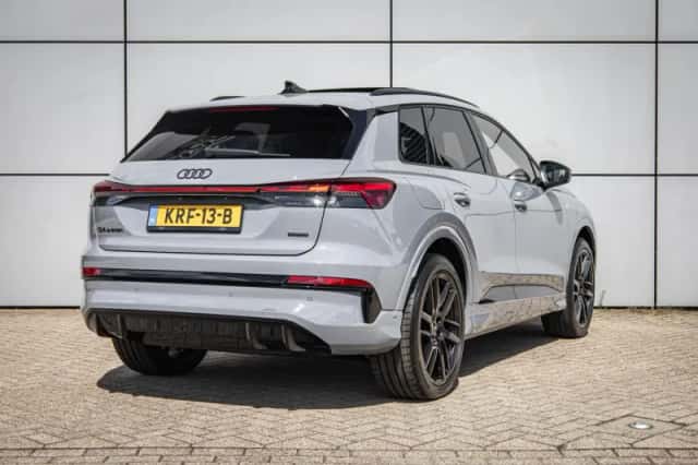Audi Q4 e-tron (2026) thumbnail 2
