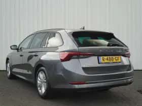Škoda Octavia (2022) thumbnail 11