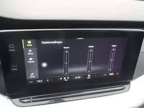 Škoda Octavia (2022) thumbnail 43