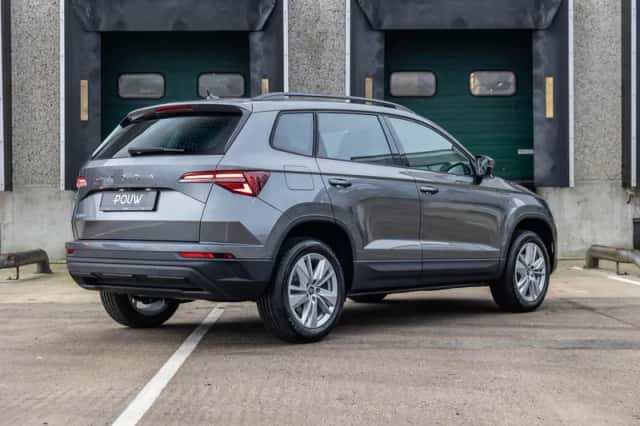 Škoda Karoq (2025) thumbnail 2