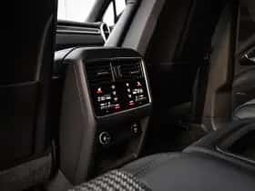 Porsche Cayenne (2022) thumbnail 18