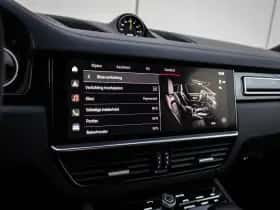Porsche Cayenne (2022) thumbnail 51