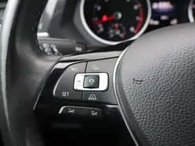 Volkswagen Tiguan (2018) thumbnail 24