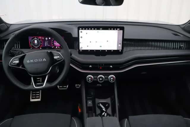 Škoda Superb (2026) thumbnail 5