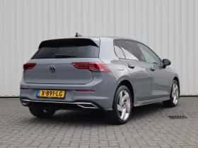 Volkswagen Golf (2021) thumbnail 2