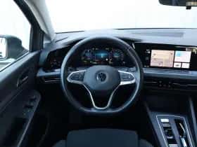 Volkswagen Golf (2020) thumbnail 45