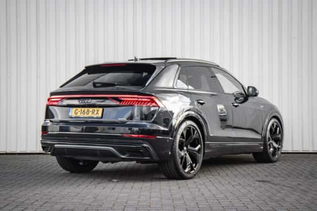 Audi Q8 (2019) thumbnail 2